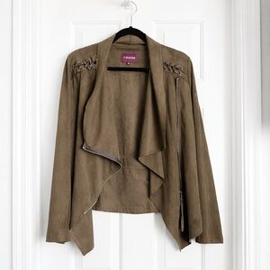 Vigoss Army Green Women's Blazer with Unique Detailing Size: M